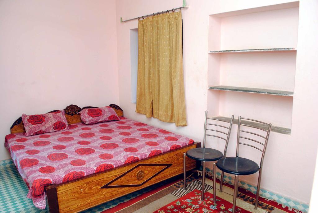 Hotel Hilltop Pushkar Esterno foto