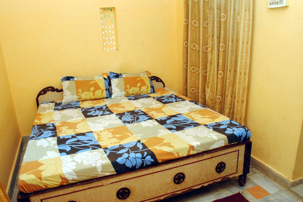 Hotel Hilltop Pushkar Esterno foto