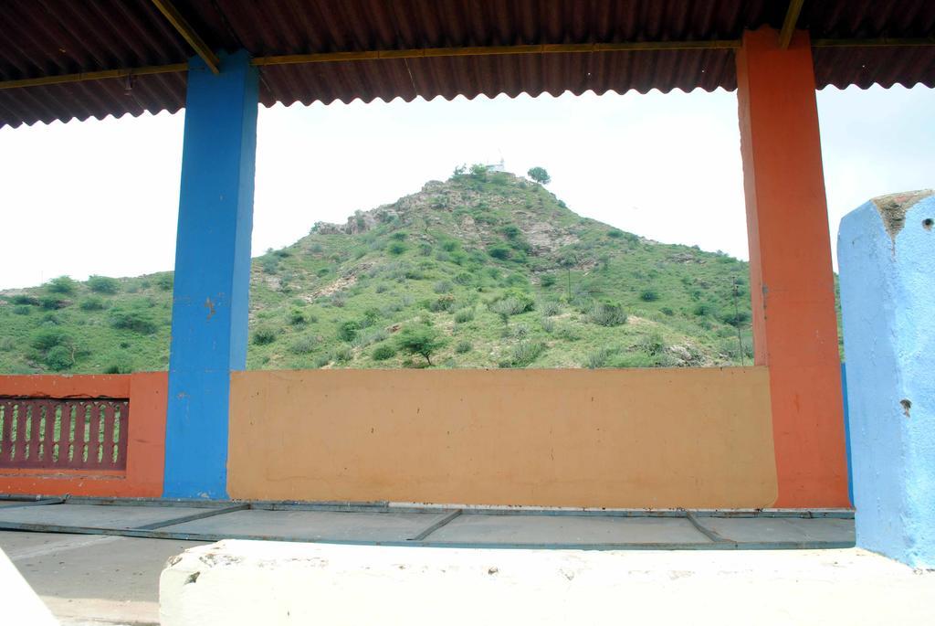 Hotel Hilltop Pushkar Esterno foto