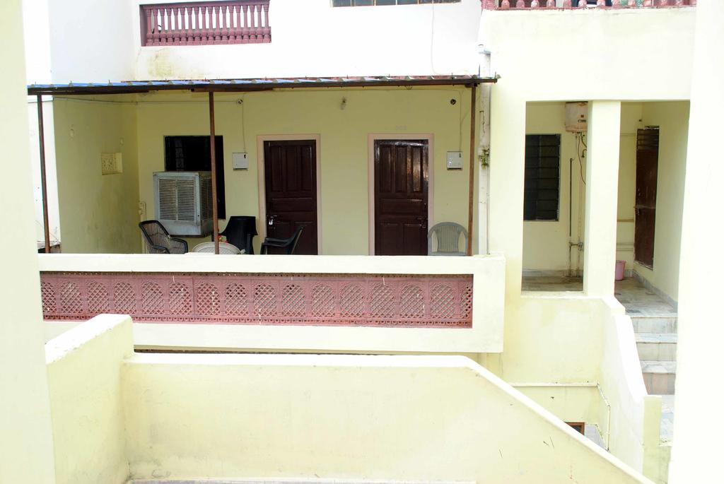 Hotel Hilltop Pushkar Esterno foto